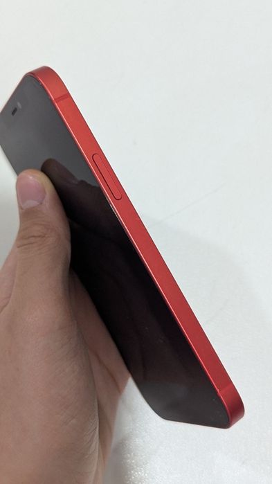 iPhone 12 Product Red