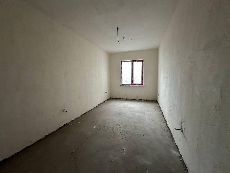 Uchtepa tumanida 2 xonali xonadon sotiladi holati karobka