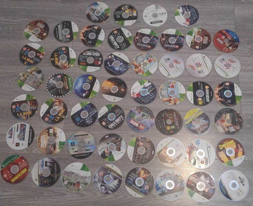 Lot 52 CD-uri cu Jocuri Xbox 360, PS3, PS4, Xbox One