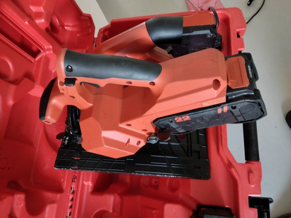 Circular Hilti pe acumulatori