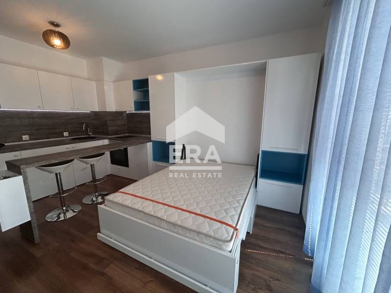 Продава се Едностаен апартамент в Варна, Чайка - 41 кв.м за 2025 €/кв.м - Снимка #2