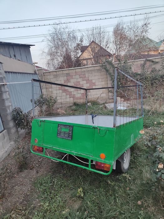 Прицеп легковой одноосный