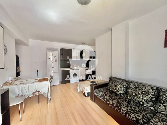 Продава се Тристаен апартамент в к.к. Слънчев бряг - 73 кв.м за 864 €/кв.м - Снимка #1