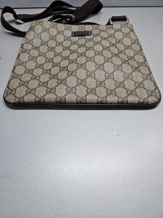 Оригинална  чанта Gucci GG Supreme.