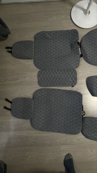 Авто чехлы универсальные