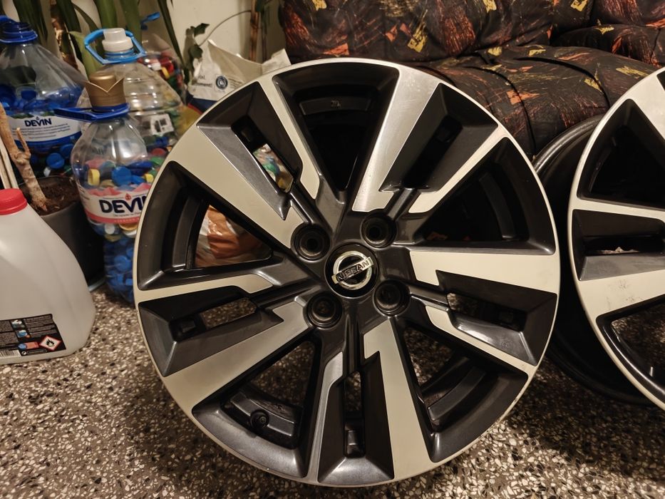 4 броя оригинални джанти на Нисан, стават и за Рено