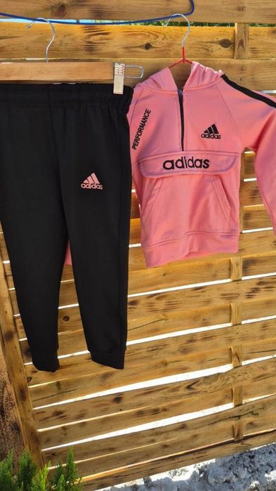 Trening dama negru cu roz