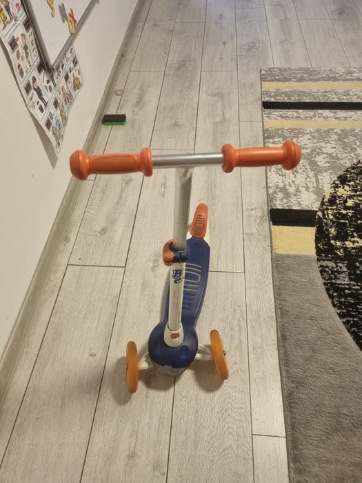 Set de 2 biciclete, o trotineta  si carucior pentru copii