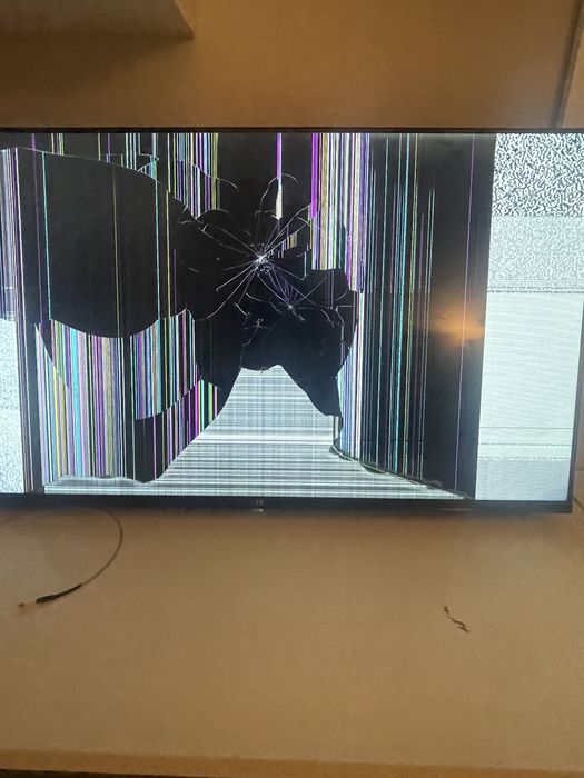 Продам новый не рабочий телевизор