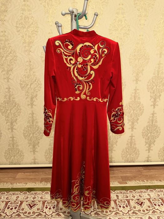 “Нұр-шах” сән үйінің бешпенті