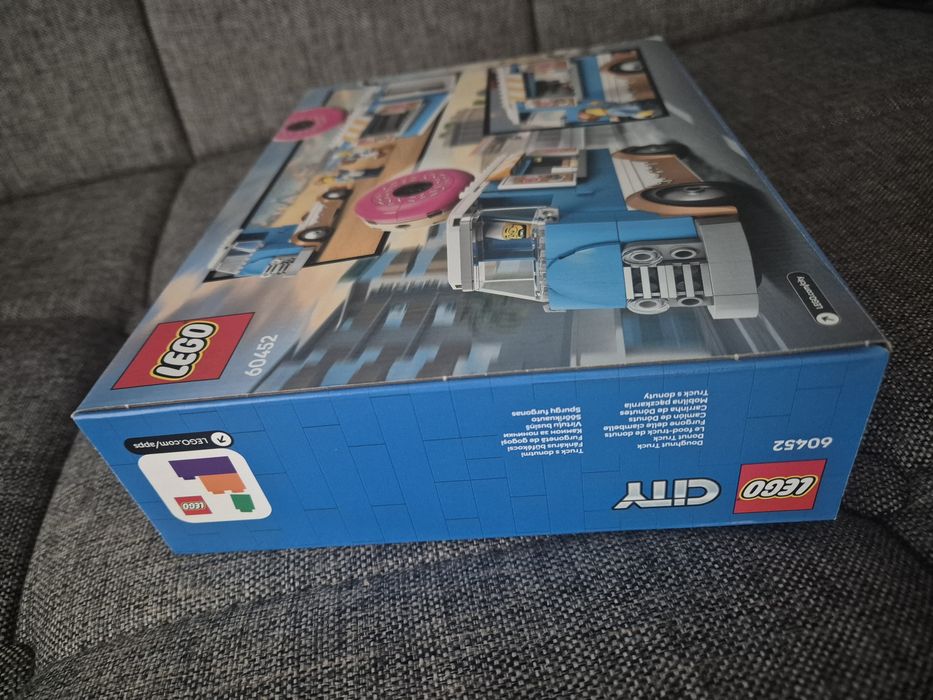 Lego city doughnut truck