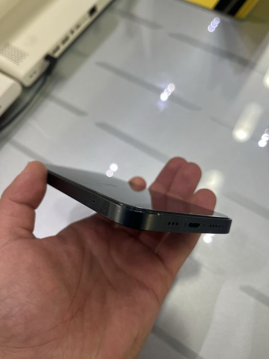 Iphone(Айфон) 13,256гб.