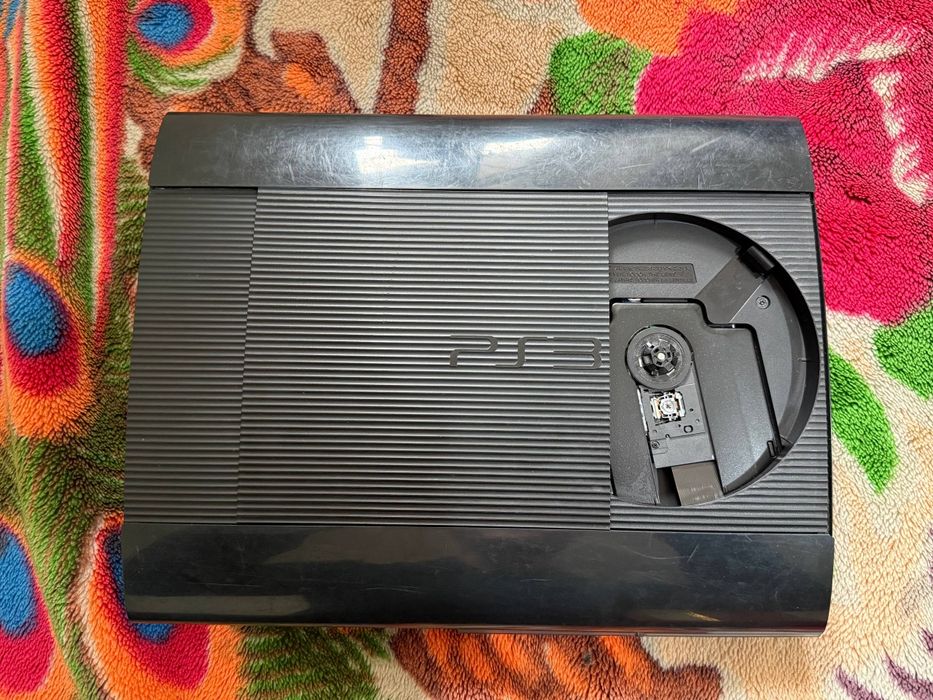 Ps 3 super slim 500gb