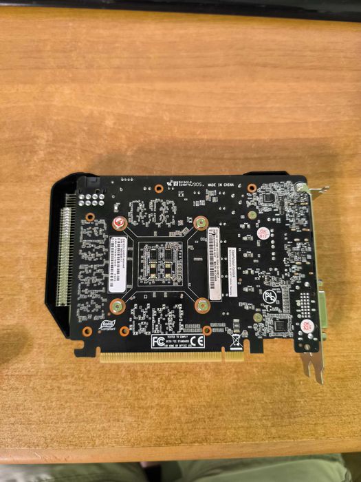 Видео карта RTX 2060 6gb 192 bit
