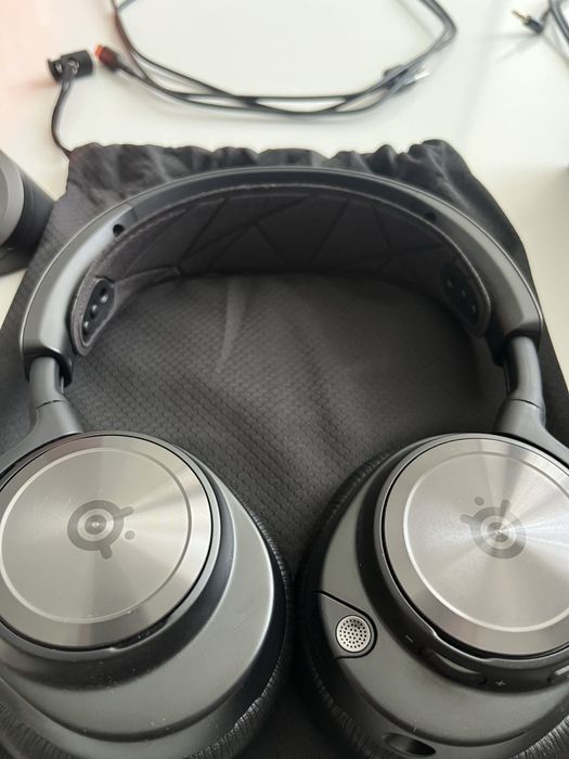Steelseries arctis nova pro