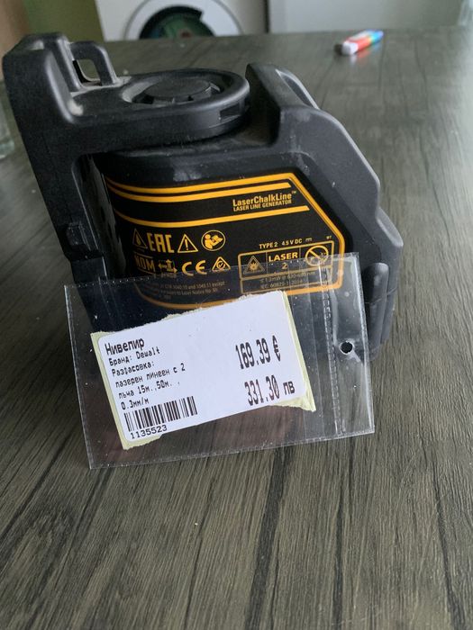 Лазерен нивелир DeWalt DW088 – чисто нов, оригинален