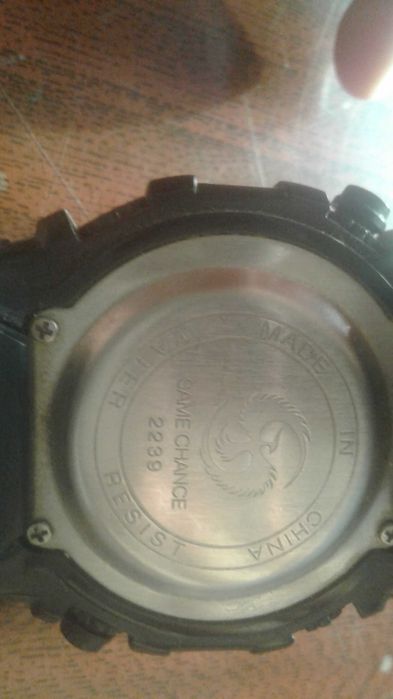 Elektron soat sotiladi.