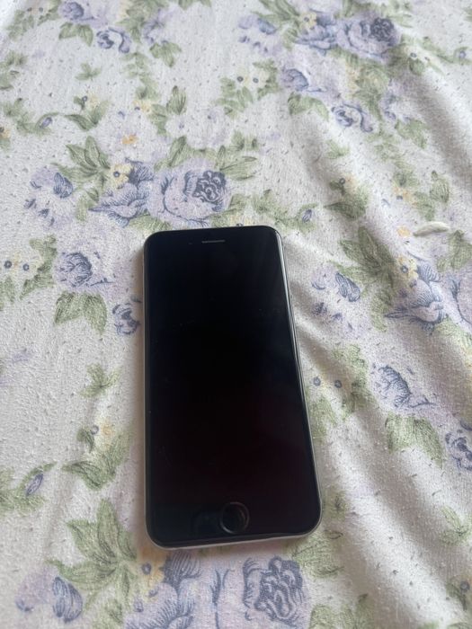 Iphone 6 айфон 6, не включается, коробка имеется.