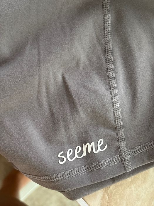 Нов, спортен гащеризон на Seeme