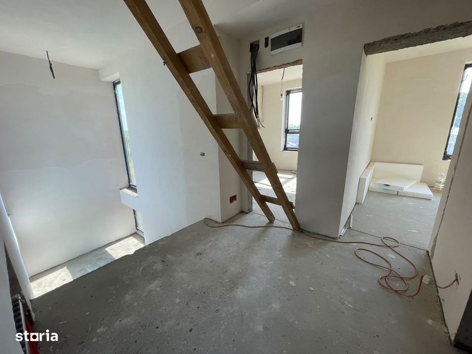 Imobiliare Domnesti  Casa la rosu str Ciocarliei  garaj+beci 750curte