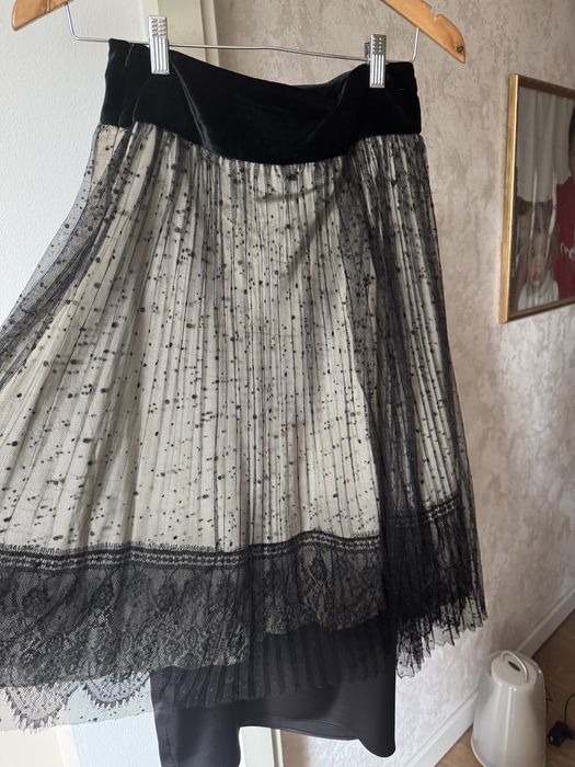 Продам юбки, zara  и begon