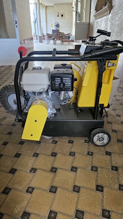 Продается Асфальторез