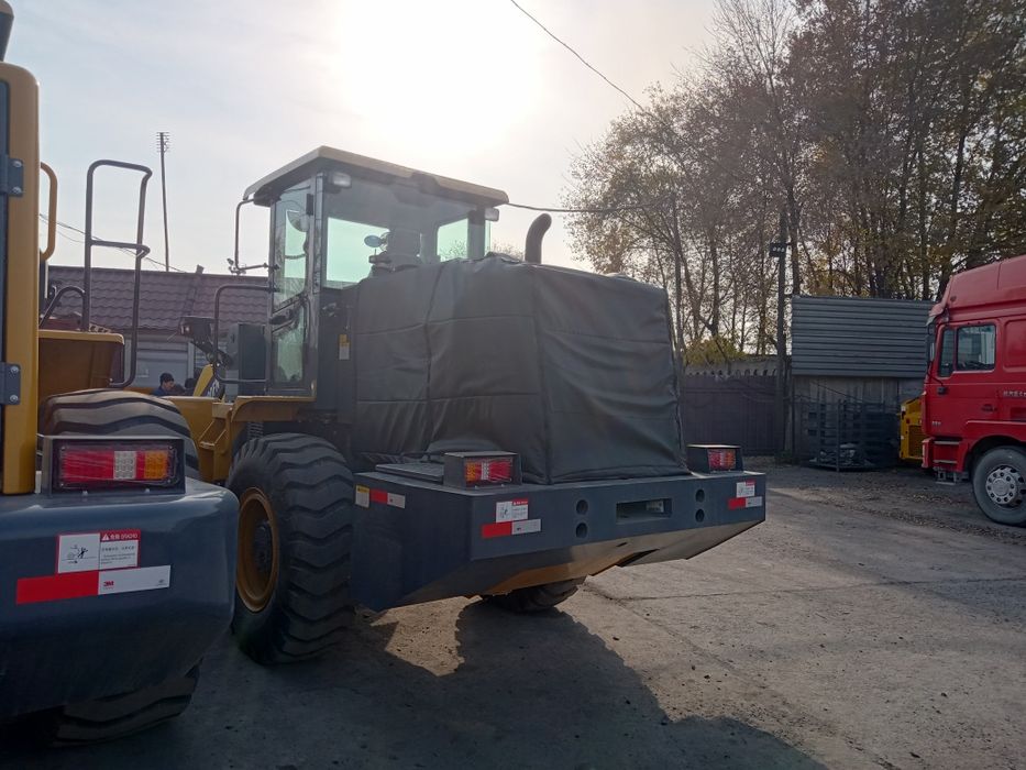 Утеплитель капота на спецтехнику