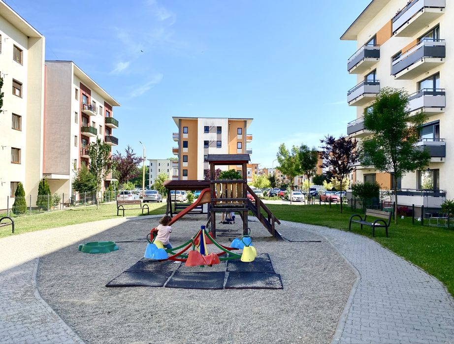 Apartament cu 2 camere de inchiriat