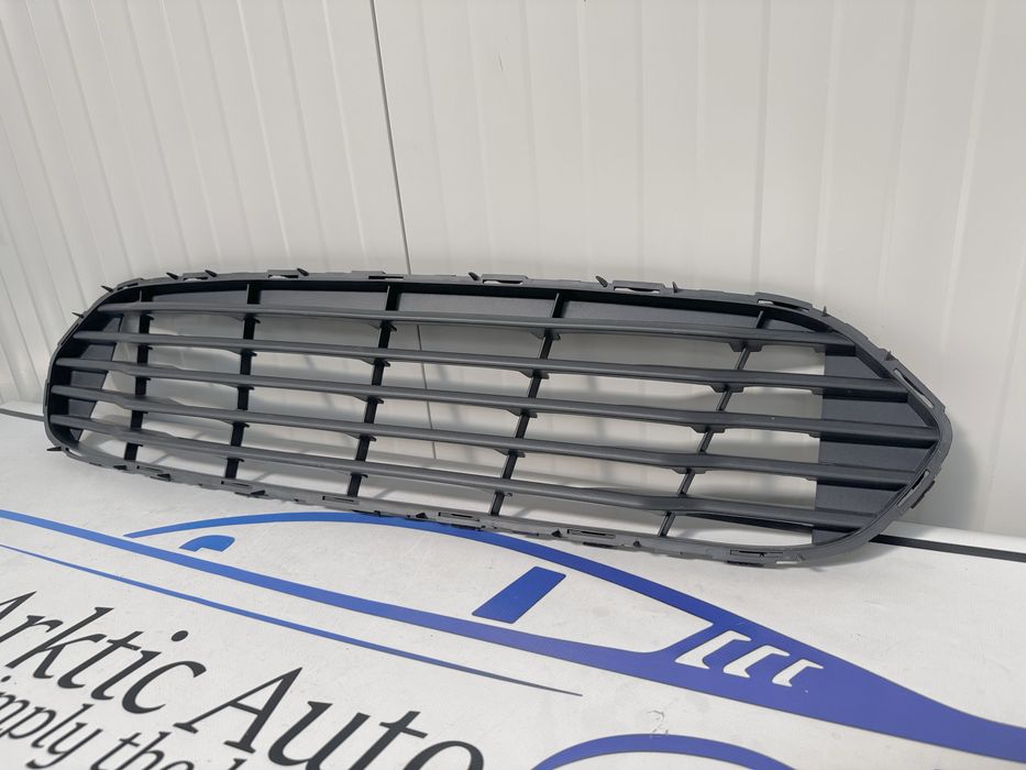 Grila bara fata Ford Tourneo Courier cod JT76-17B968-AB