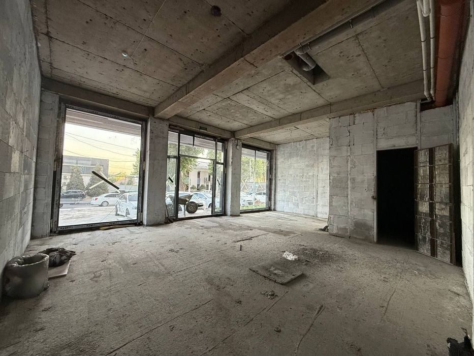 Дархан! Продается нежилое помещение 700 кв.м или половина