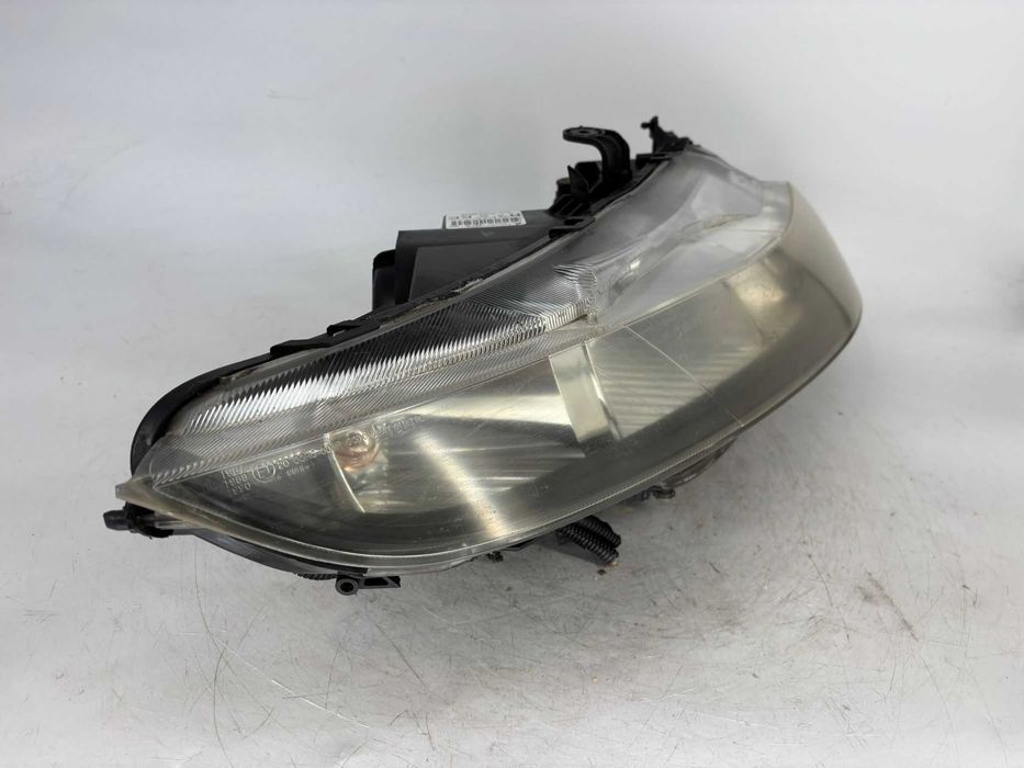 Far dreapta cu xenon Honda Civic an 2008