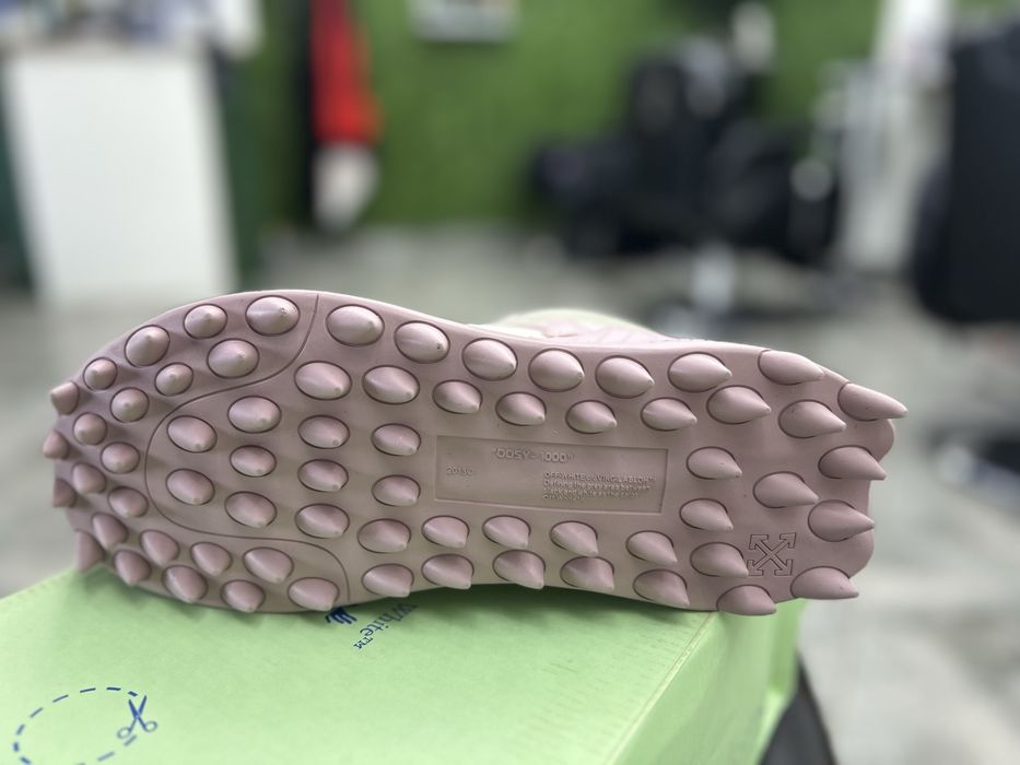 Adidasi Off-white odsy 1000