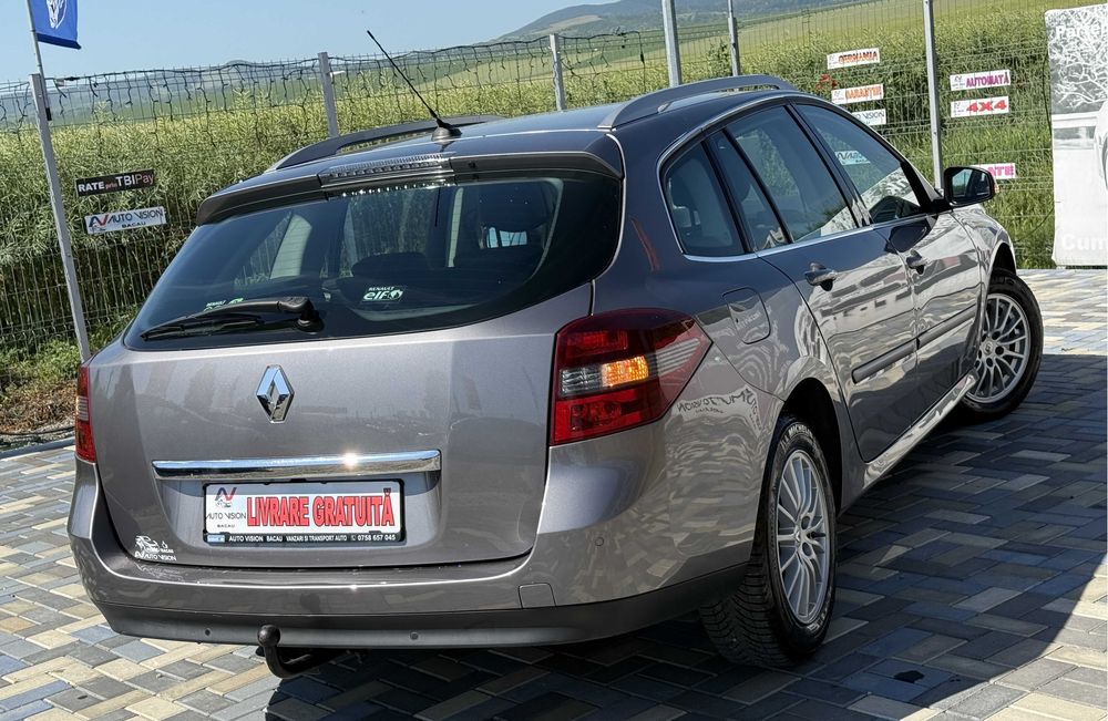 RENAULT Laguna 2012 — imagine 4