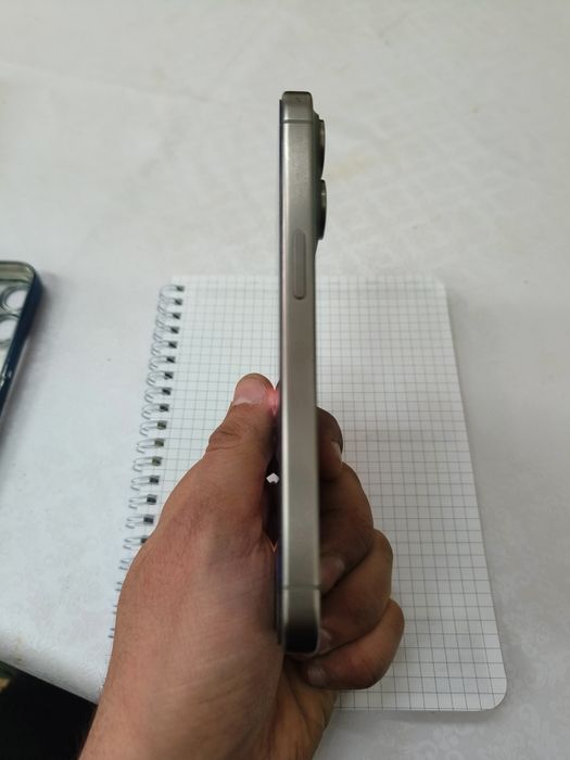 Продам iPhone 15 pro