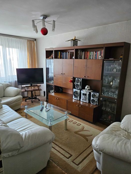 Дава се под наем Двустаен апартамент в София, Стрелбище - 70 кв.м за 578.34 € - Снимка #1