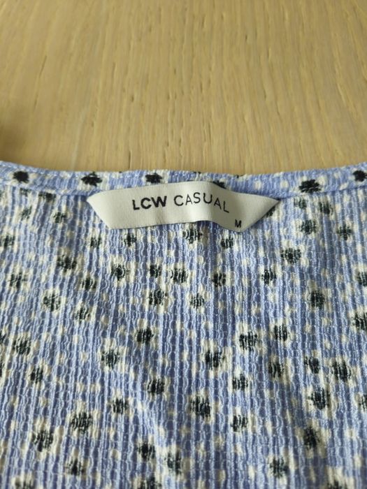 Rochie cu volane