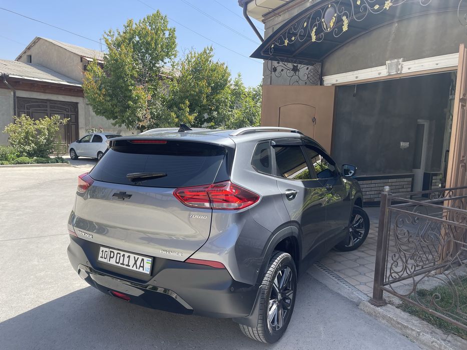 Tracker 2 premier 2023