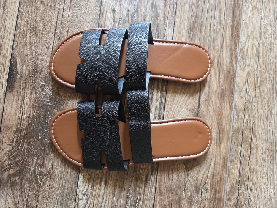 Дамски чехли черни