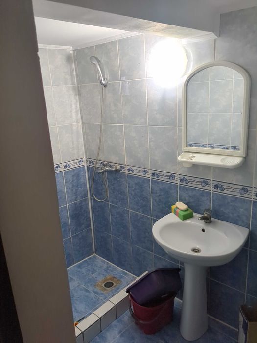 Garsonieră 25 mp de vânzare, parter, cu AC si centrala, linistita!