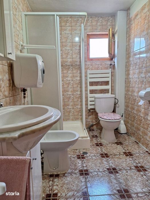 OCAZIE Casa 5 camere central Curtea de Arges