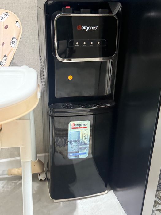 Продается кулер для воды