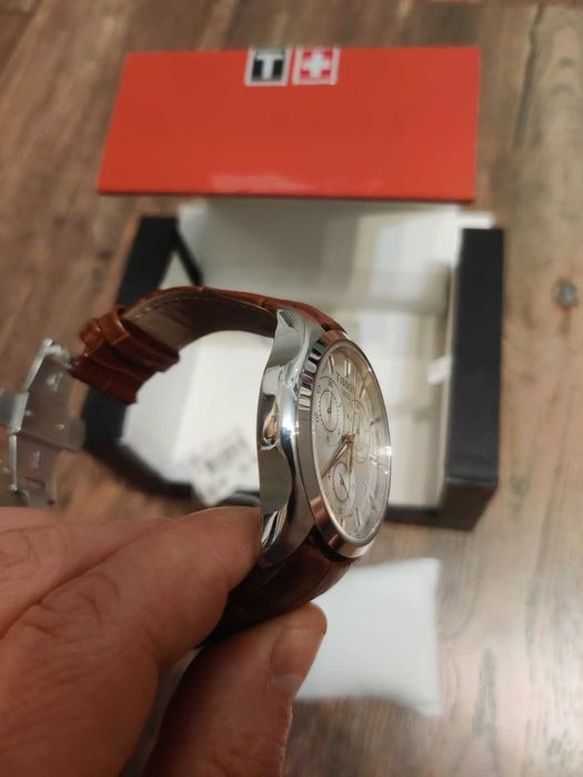 Ceas Tissot Couturier T035.617.16.031.00 – stare excelentă, full box