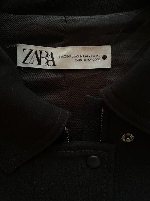 Елек на марката zara