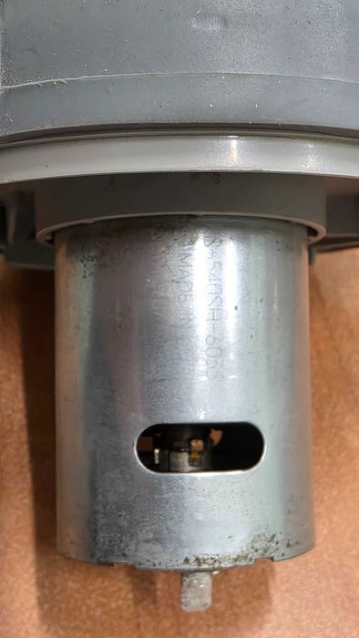 Двигател, мотор за прахосмукачка Electrolux + зарядно