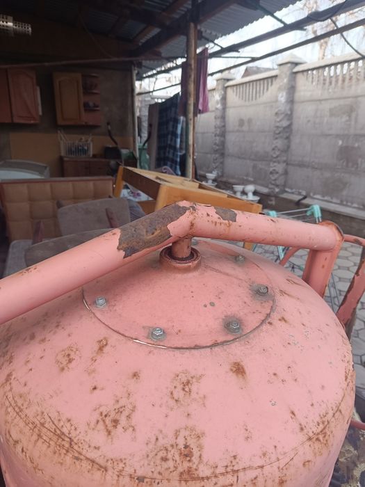 Продам бетономешалки.