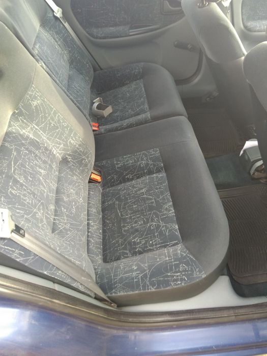 Рено Меган  1.6е