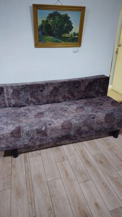 Диван и шкаф бесплатно