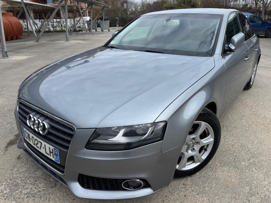 Audi A4 B8 2012 2.0 143cp/km reali(facturi invludiv distributie) fara daune