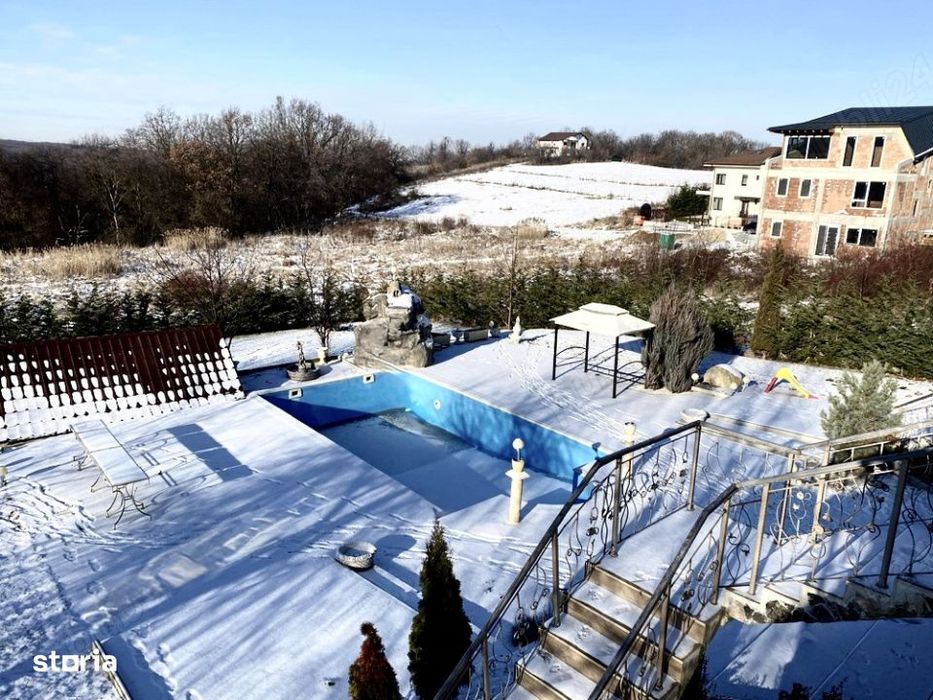 Vila 1300 mp utili 2000 mp teren in FAGET