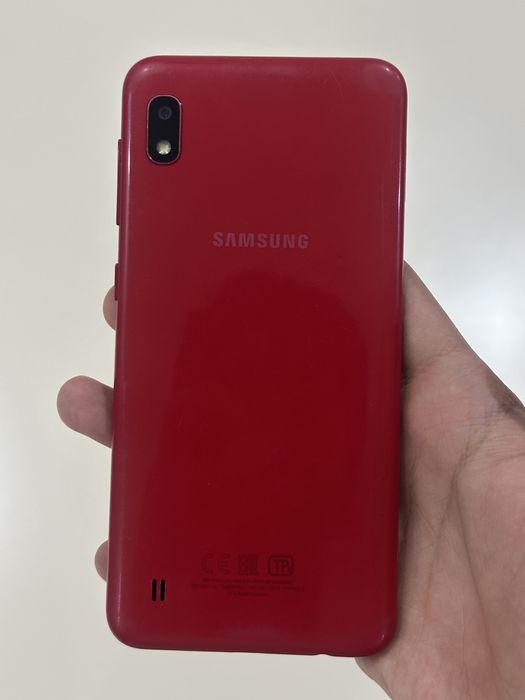 Продам Samsung A10 Самсунг а10